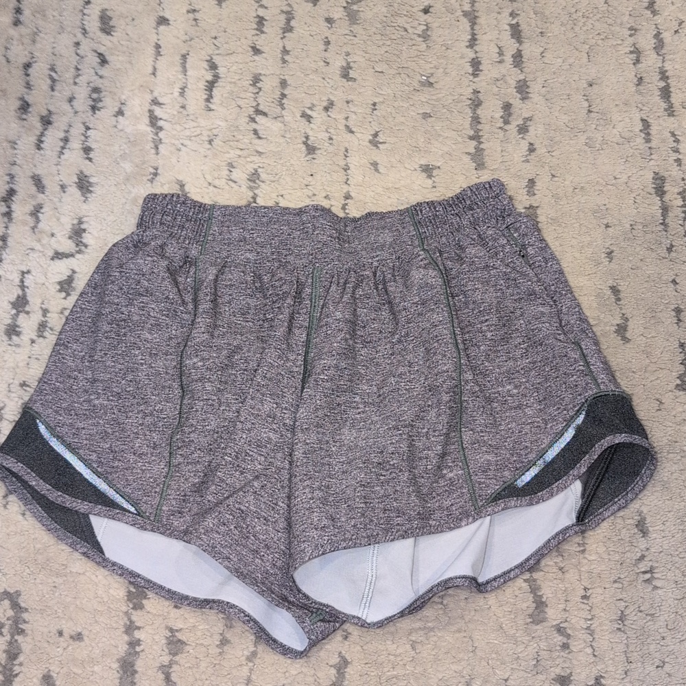 Lululemon Hotty Hot Short II *Long 4" Heather Lux Multi Black / Heathered Black - Picture 13 of 13